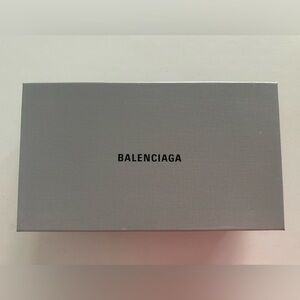 Balenciaga empty shoe box